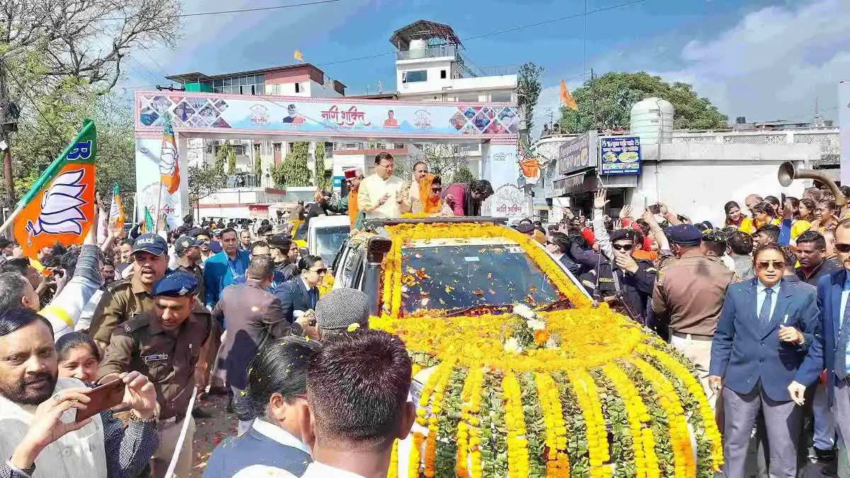 देहरादून में मुख्यमंत्री धामी ने नारी शक्ति महोत्सव में की शिरकत